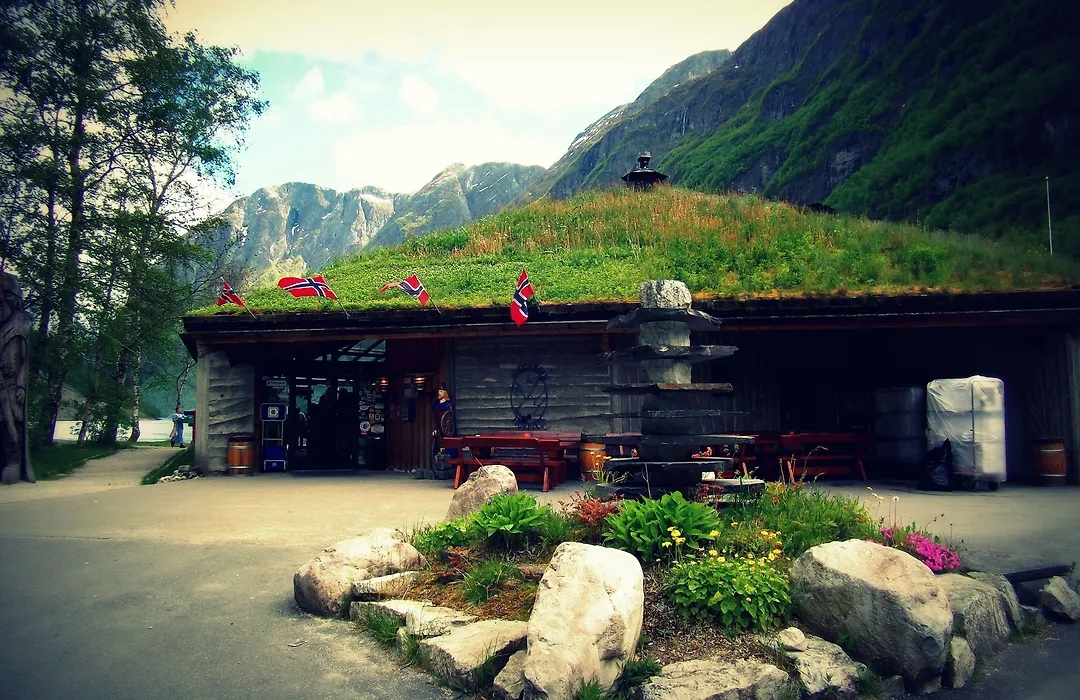 Gudvangen Fjordtell-1